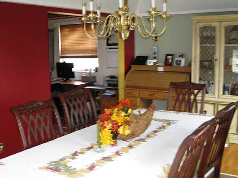 661 Blue Ridge Road Plum, PA 15239 - Photo 11 of 25 Dining Room.