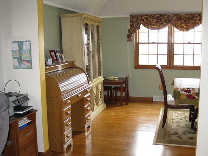 661 Blue Ridge Road Plum, PA 15239 - Photo 13 of 25 Dining Room.