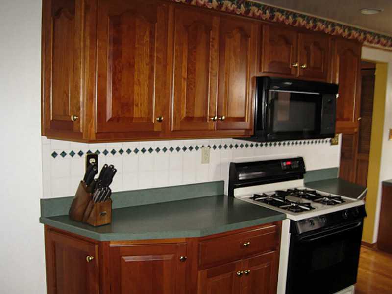 661 Blue Ridge Road Plum, PA 15239 - Photo 4 of 25 Kitchen.