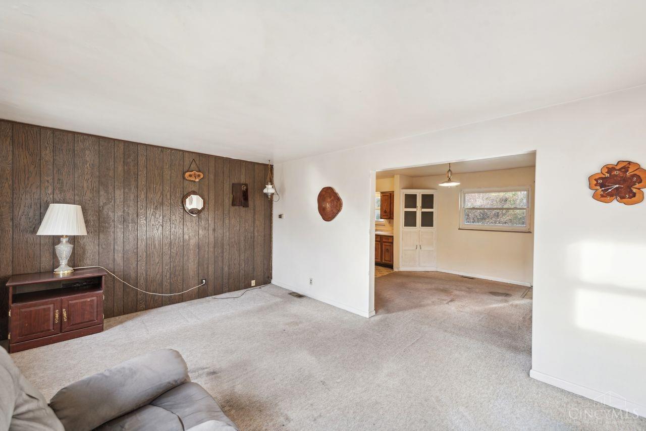 6622 Blue Rock Road Cincinnati, OH 45247 - Photo 5 of 23 Gallery Image 5