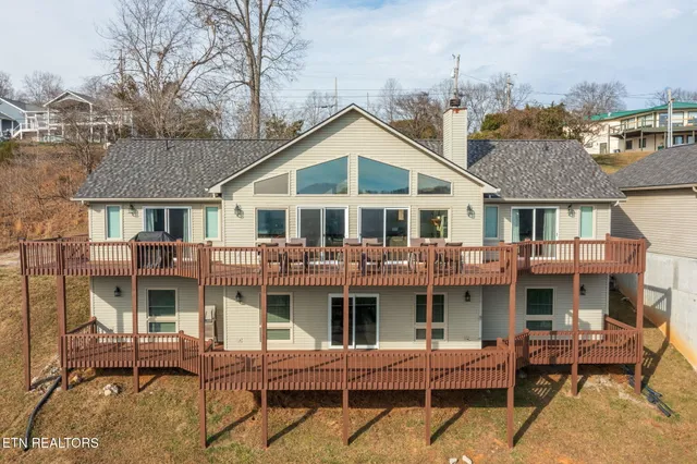 $850,000 | 110 Little Deer Path Lane, La Follette, TN 37766