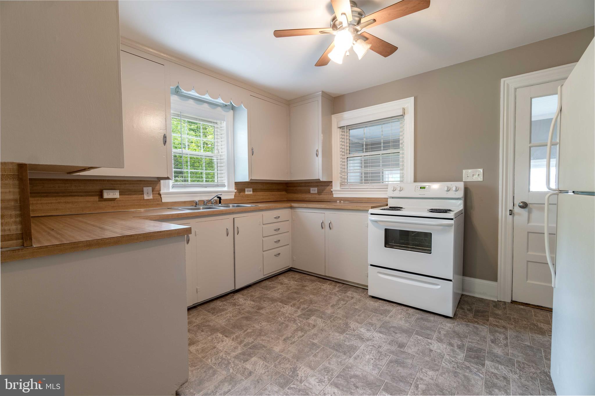 347 Bryarly Road Winchester, VA 22603 - Photo 8 of 22 Gallery Image 8