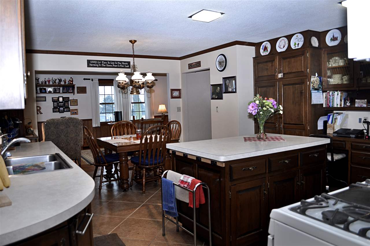 2130 North Sampson Road Woodburn, IN 46797 - Photo 6 of 23 Gallery Image 6