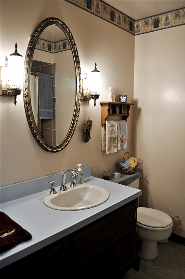 2130 North Sampson Road Woodburn, IN 46797 - Photo 8 of 23 Gallery Image 8