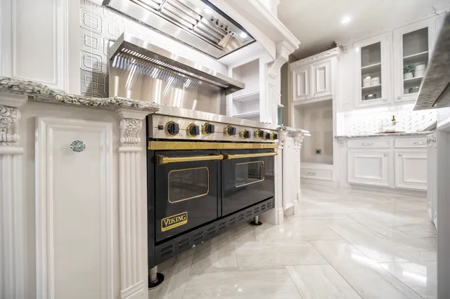 $1,099,000 | 10887 Decatur Street, Willis, TX 77318