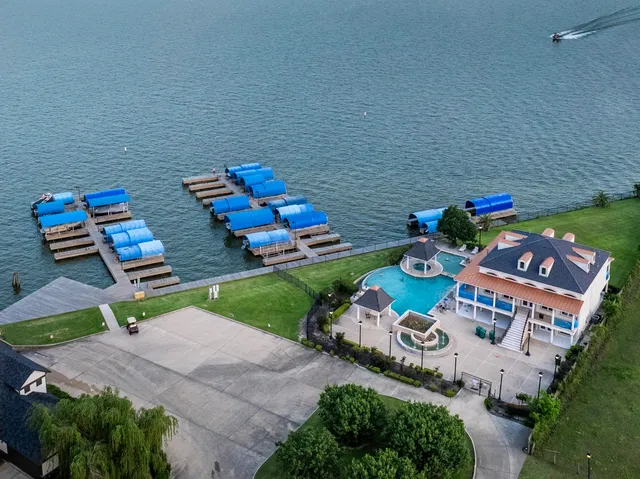 $1,099,000 | 10887 Decatur Street, Willis, TX 77318