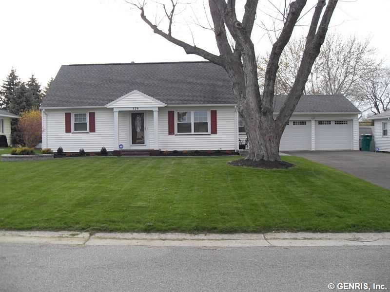 379 Dellwood Road Greece, NY 14616 - Photo 1 of 1 Exterior Front.