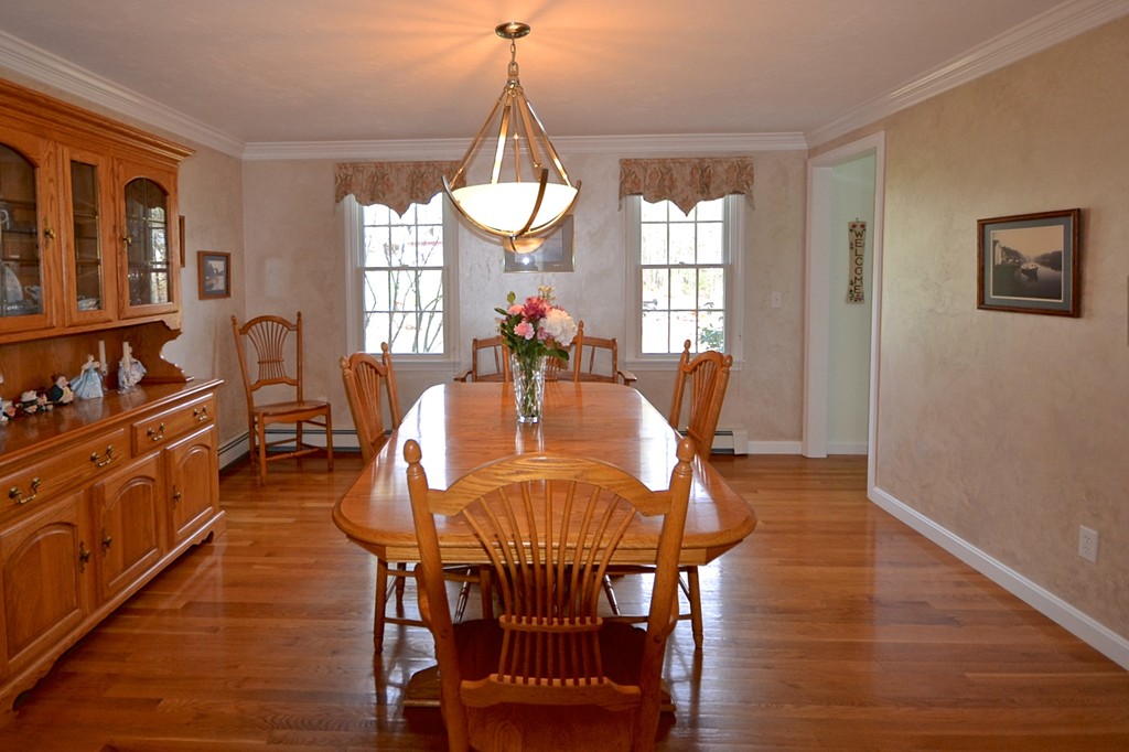 43 Mayflower Lane Rochester, MA 02770 - Photo 10 of 22