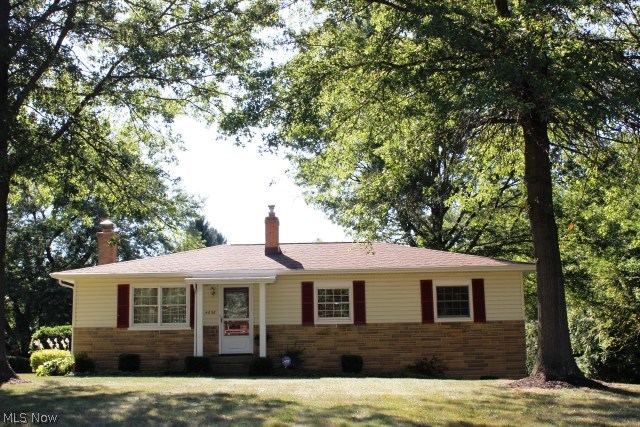 4656 Mars Road Uniontown, OH 44685 - Photo 4 of 20 Front view of picture perfect home*
