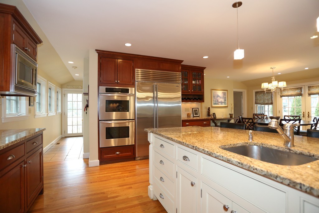43 Parker Road Needham, MA 02494 - Photo 5 of 22