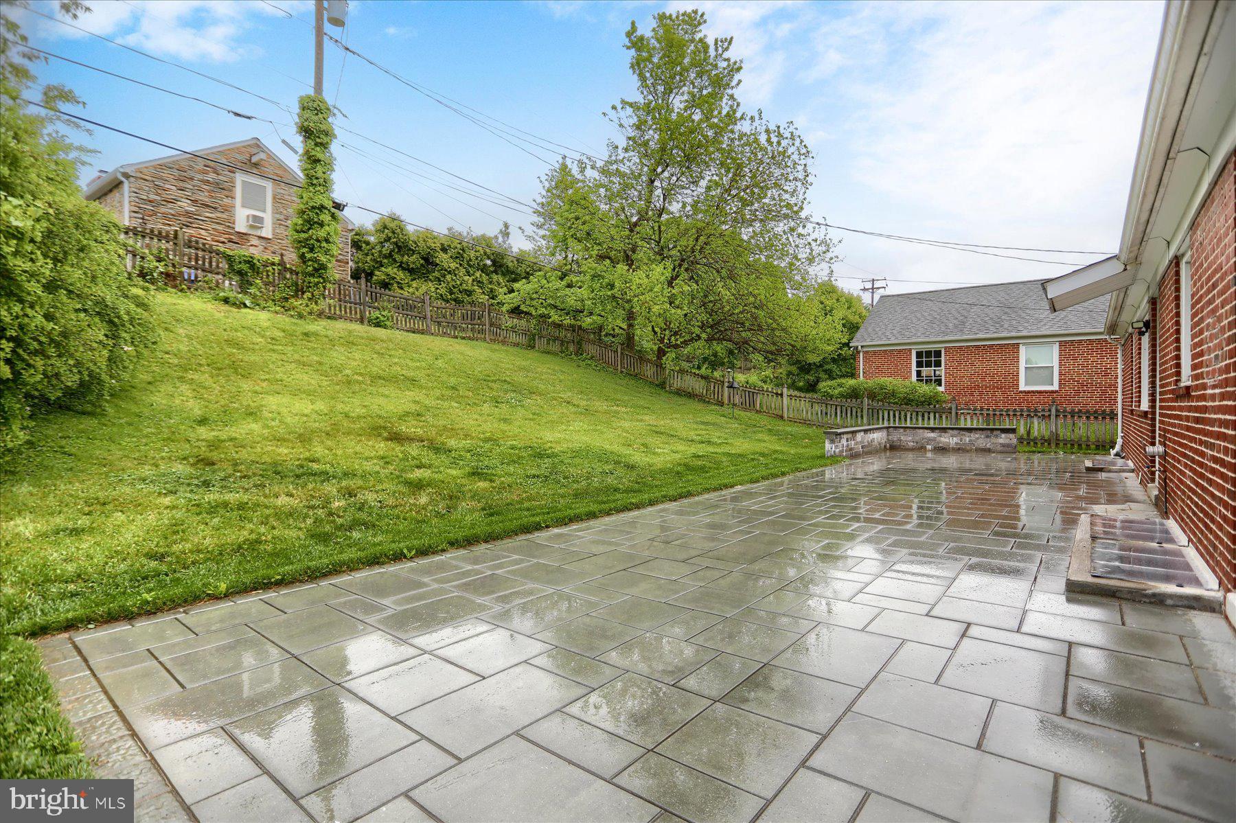 422 Aigburth Road Towson, MD 21286 - Photo 44 of 48 Patio and Backyard
