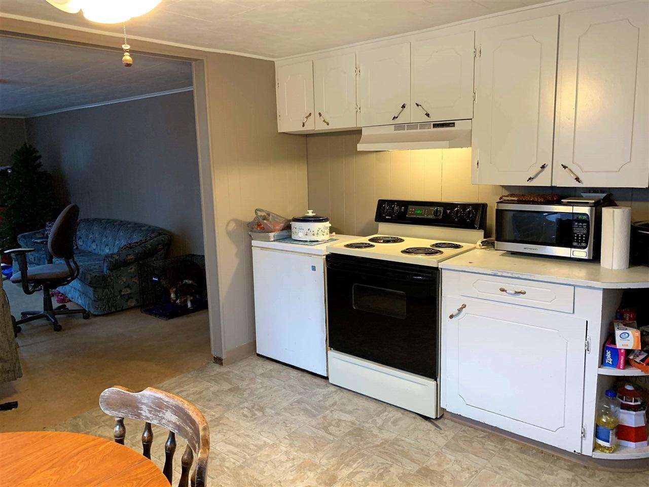 4165 Belsay Road Burton, MI 48519 - Photo 6 of 18 21546123-5.JPG