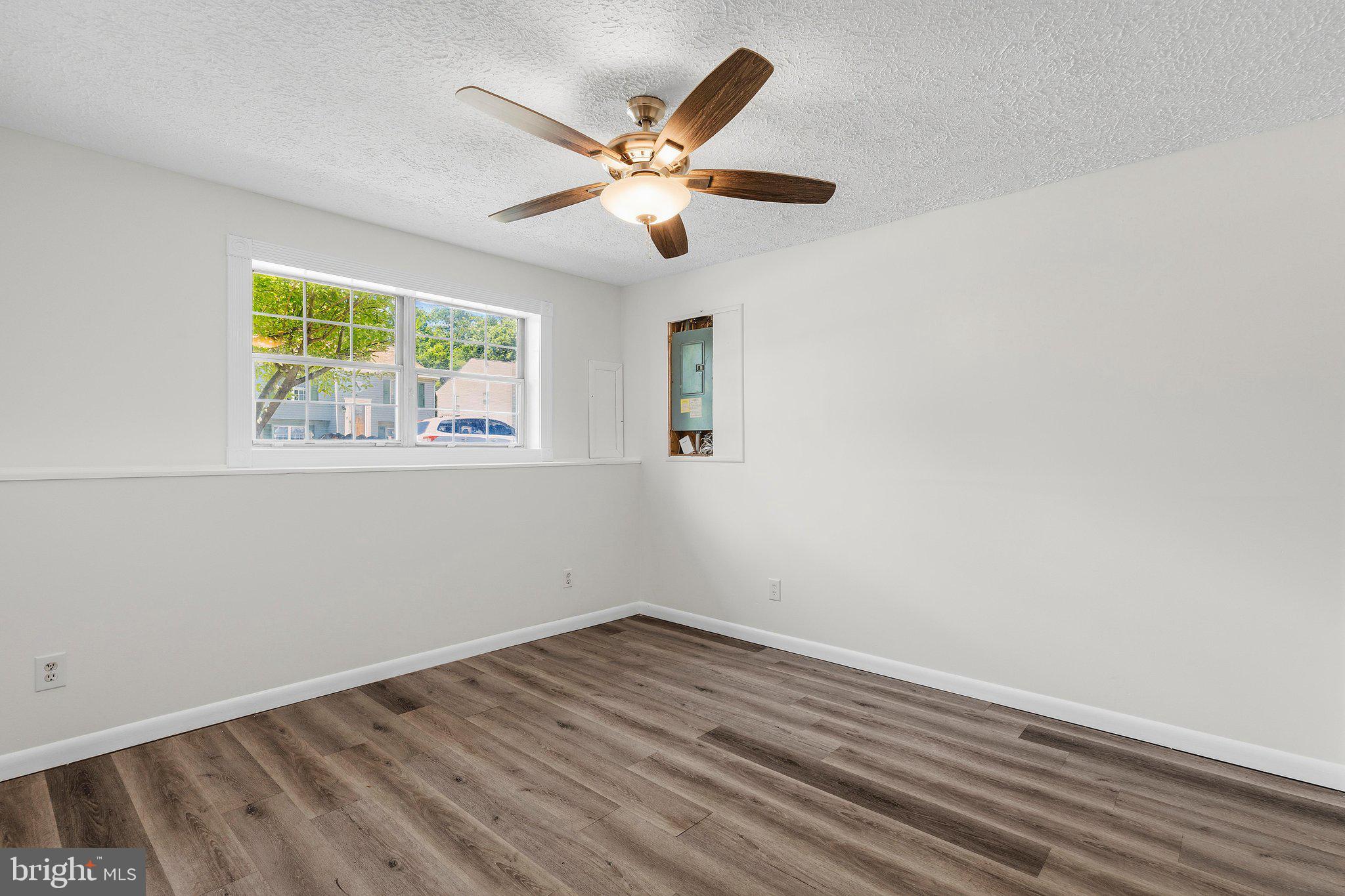 2416 230th Street Pasadena, MD 21122 - Photo 31 of 35