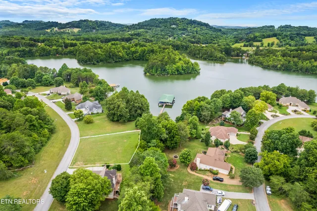 $350,000 | 708 Wood Duck Drive, Vonore, TN 37885