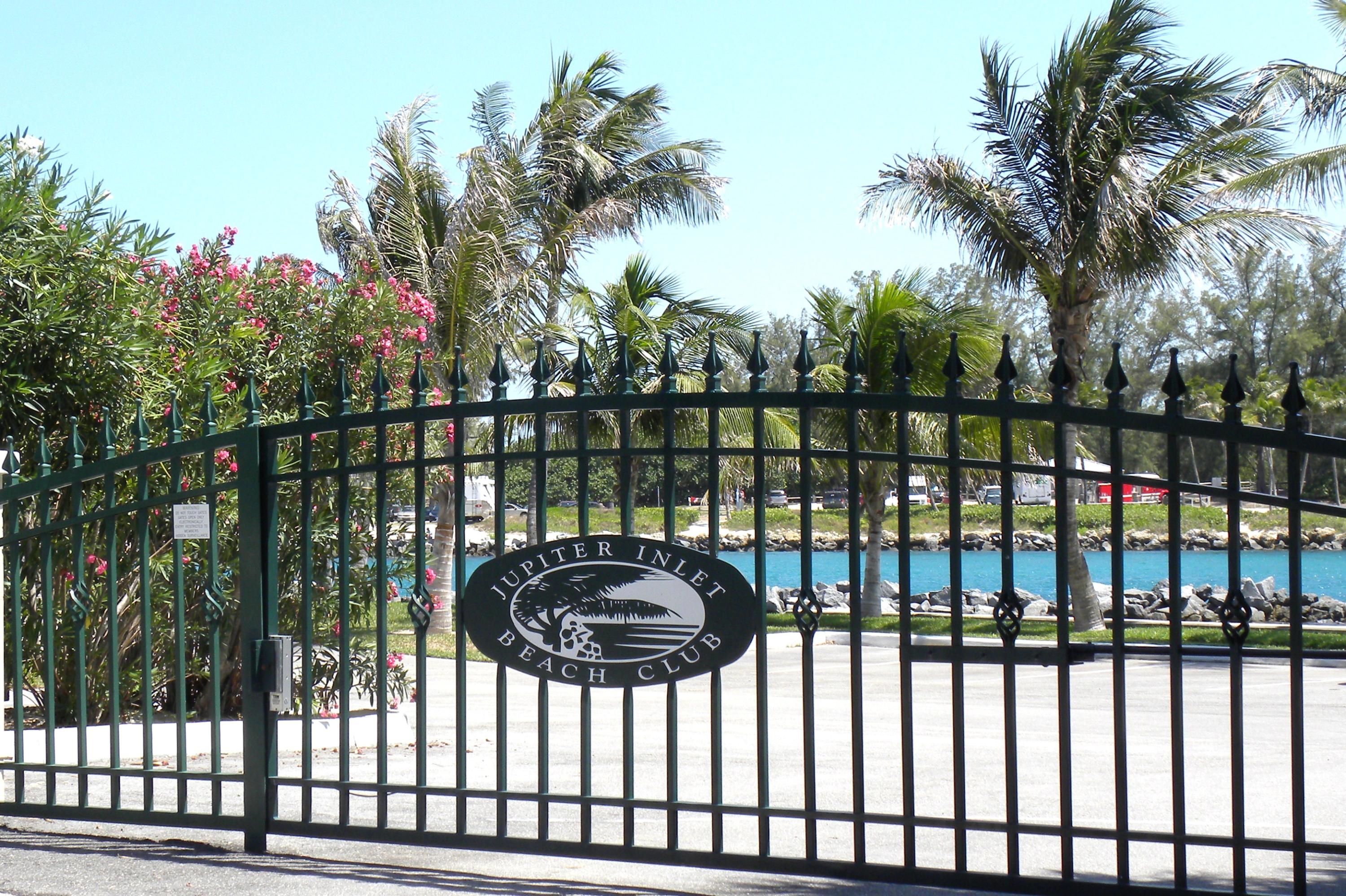 171 Beacon Lane Jupiter Inlet Colony, FL 33469 - Photo 15 of 16 Jupiter Inlet Beach Club