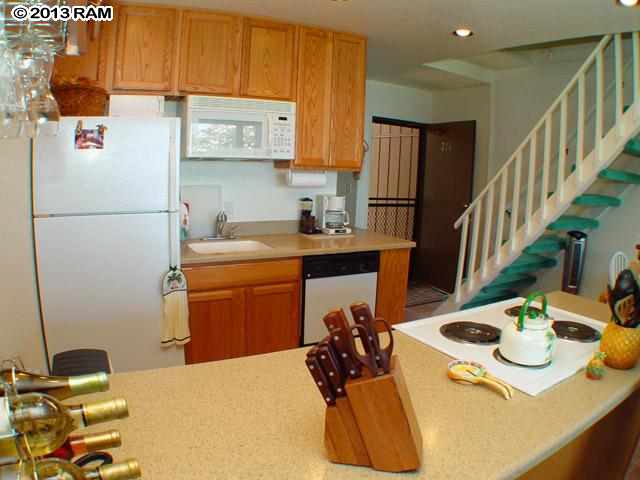 3975 Lower Honoapiilani Road, Unit 217 Lahaina, HI 96761 - Photo 10 of 25 Gallery Image 10