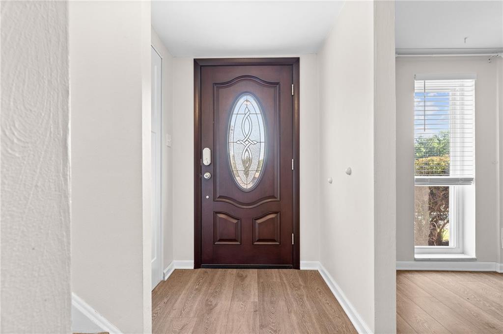 444 Sharon Road Moon Township, PA 15108 - Photo 3 of 41 Gallery Image 3