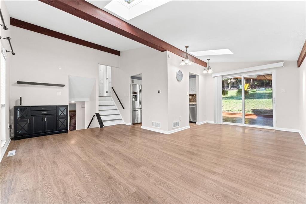 444 Sharon Road Moon Township, PA 15108 - Photo 7 of 41 Gallery Image 7