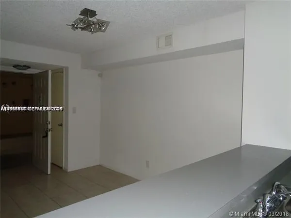 $2,450 | 650 South Park Road, Unit 215, Hollywood, FL 33021