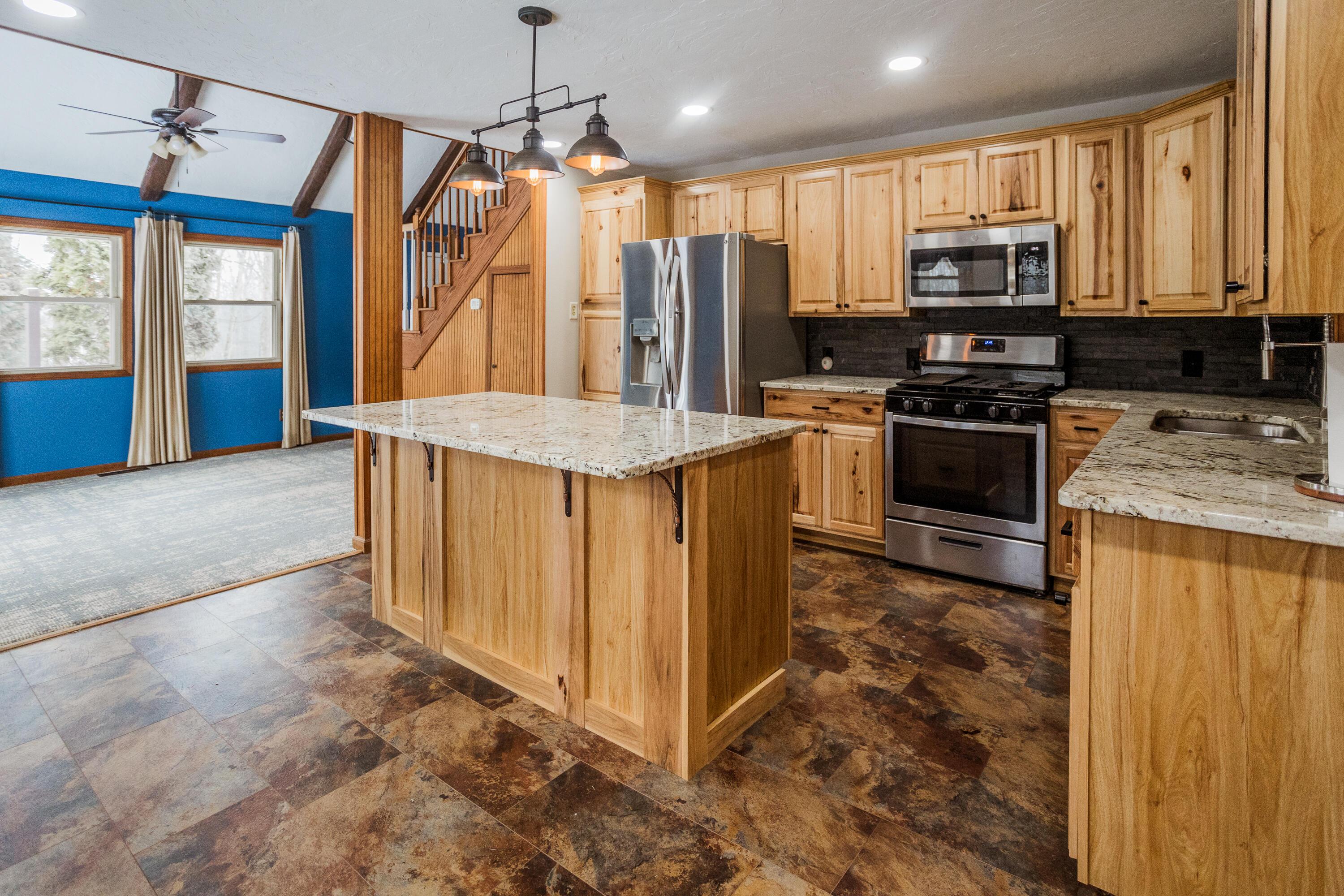 7609 Columbus Road Mount Vernon, OH 43050 - Photo 5 of 111 7609ColumbusRd-77