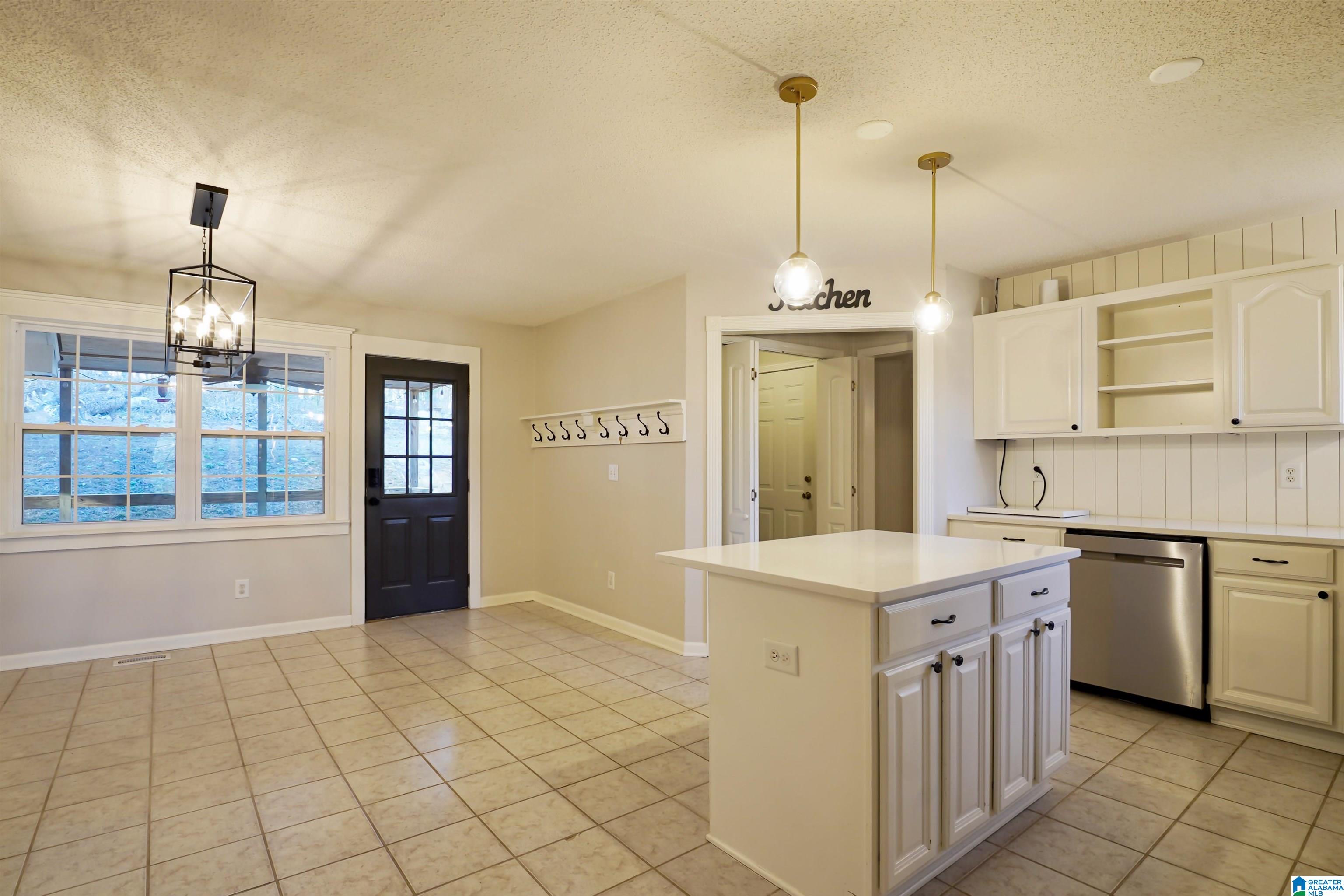 124 Wilson Road Calera, AL 35040 - Photo 13 of 37