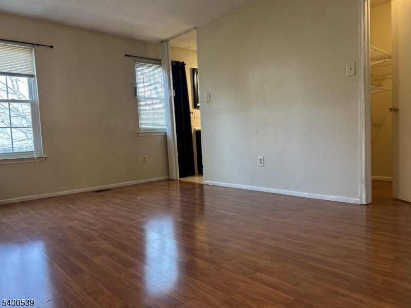 40 Whitby Circle Somerset, NJ 08873 - Photo 11 of 17