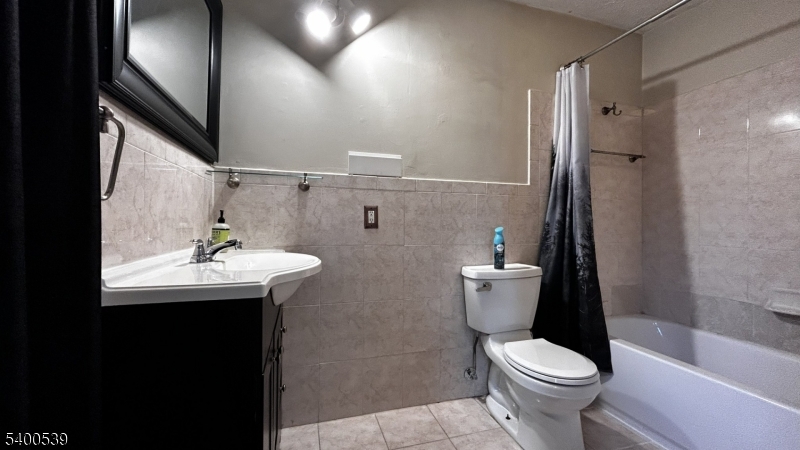 40 Whitby Circle Somerset, NJ 08873 - Photo 10 of 17