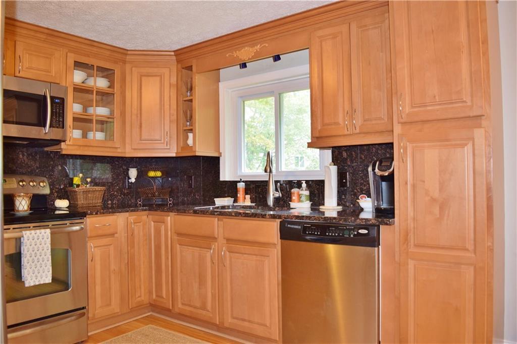 64 Ocean House Road Cape Elizabeth, ME 04107 - Photo 9 of 24 Kitchen