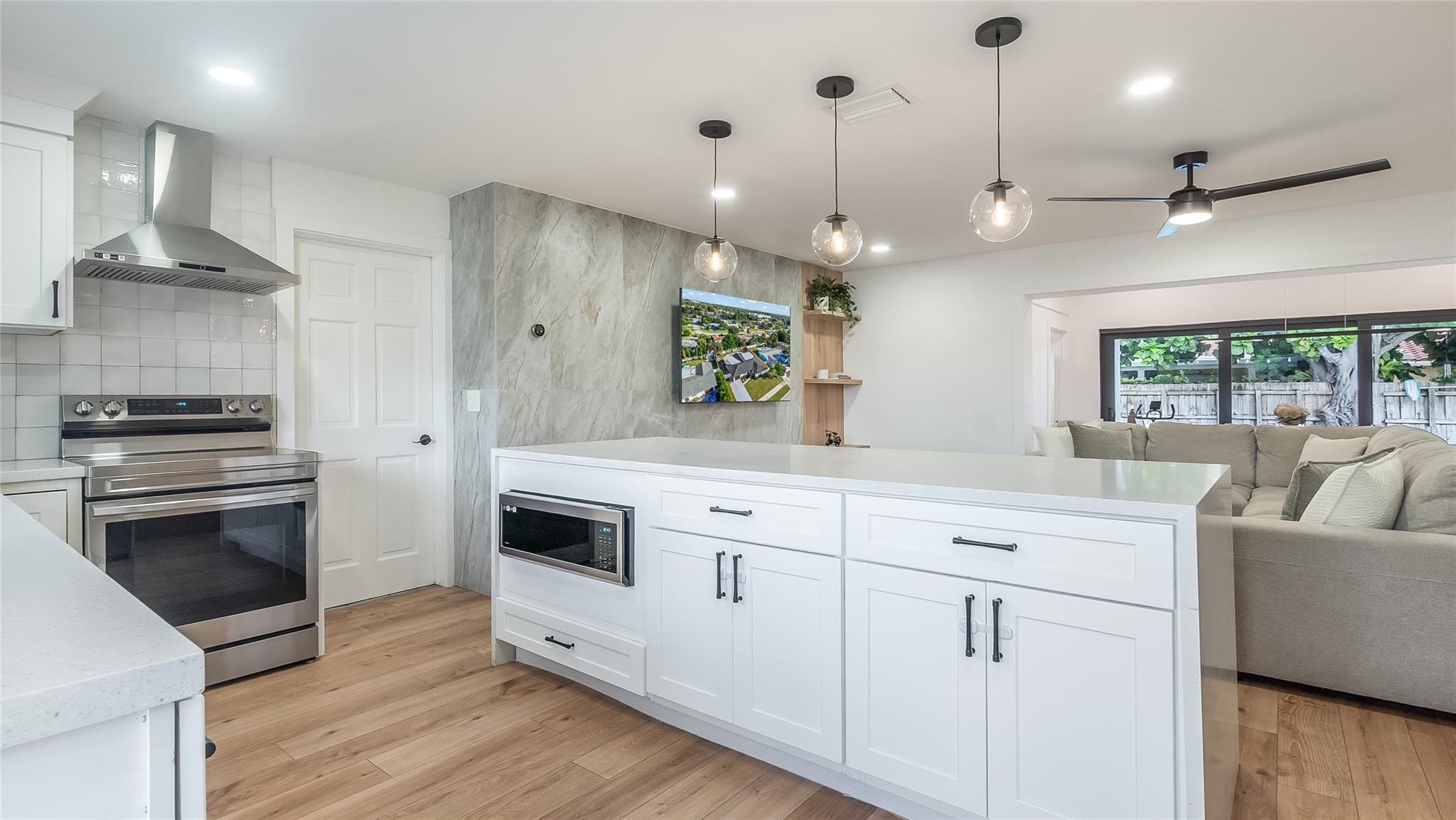 1399 West Camino Real Boca Raton, FL 33486 - Photo 5 of 45 Photo 5