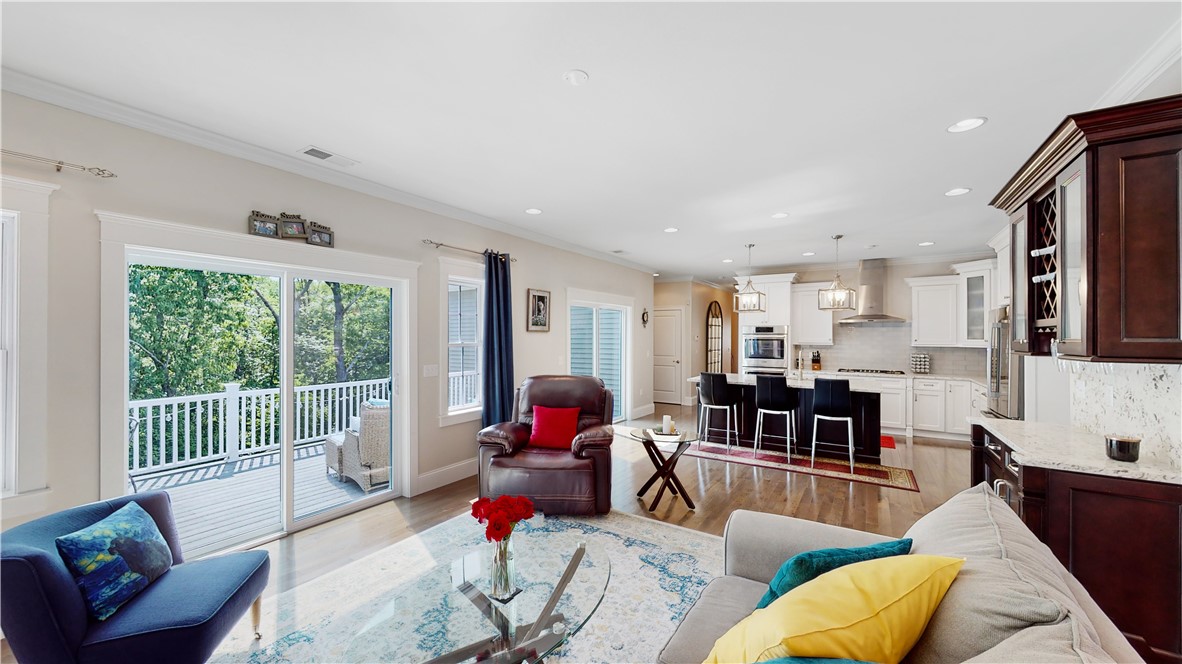 68 Cedar Forest Road Smithfield, RI 02917 - Photo 9 of 32