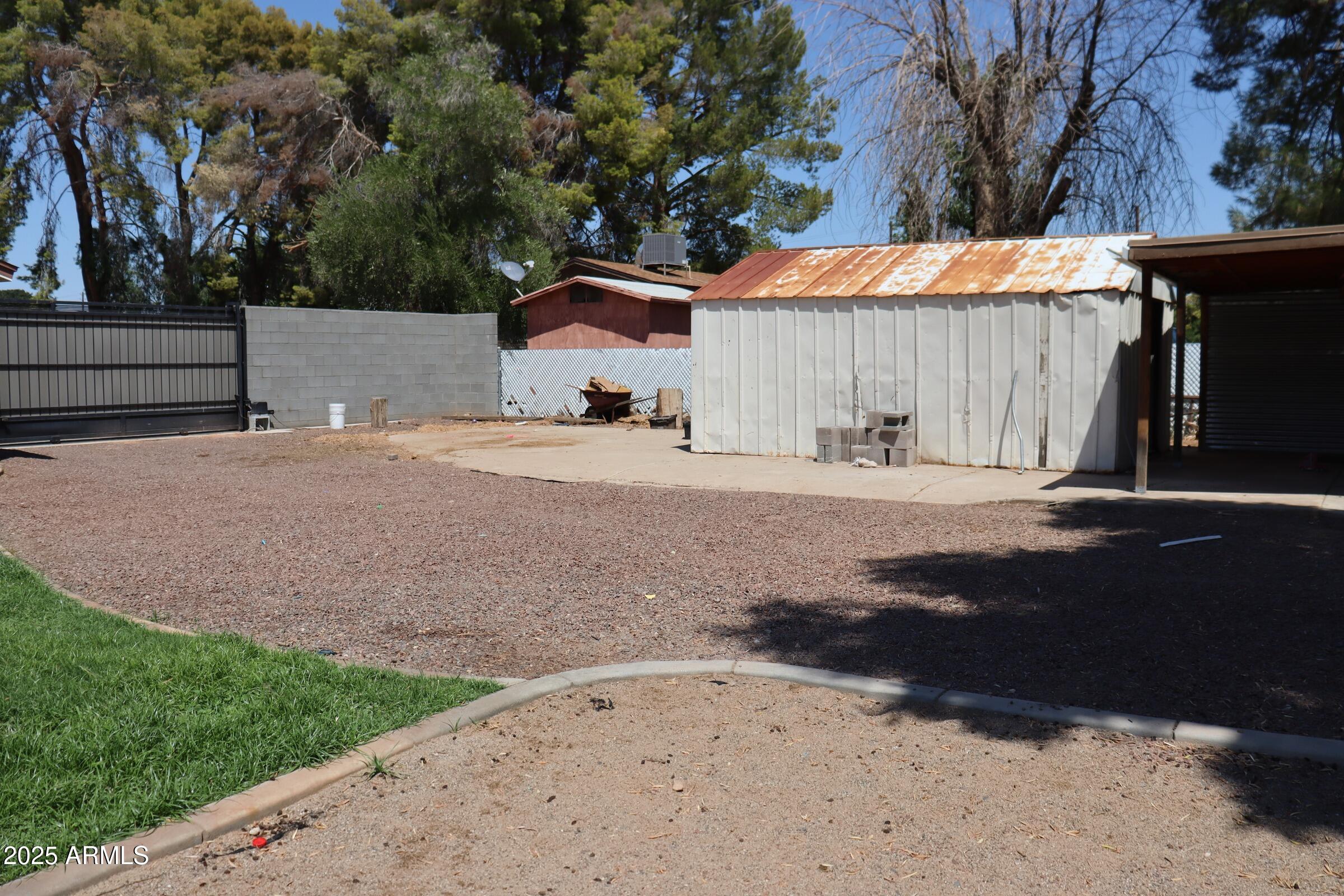 5121 West McNeil Street Laveen, AZ 85339 - Photo 17 of 26 Shed
