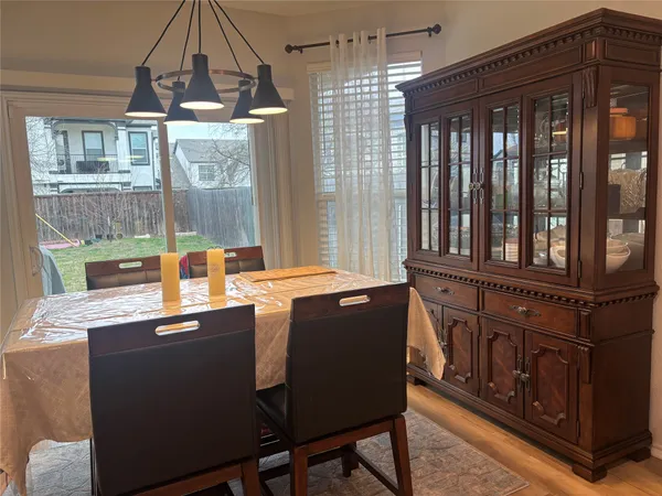 a view of a house and outdoor kitchen