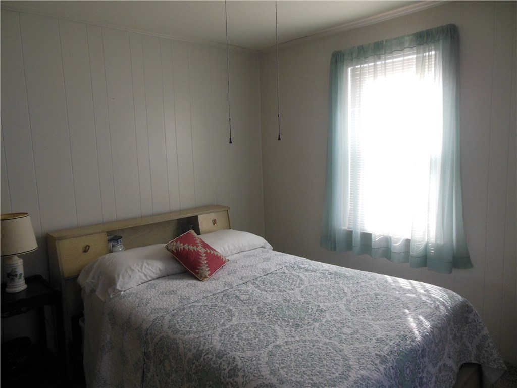 183 High Street Westerly, RI 02891 - Photo 17 of 23 Gallery Image 17