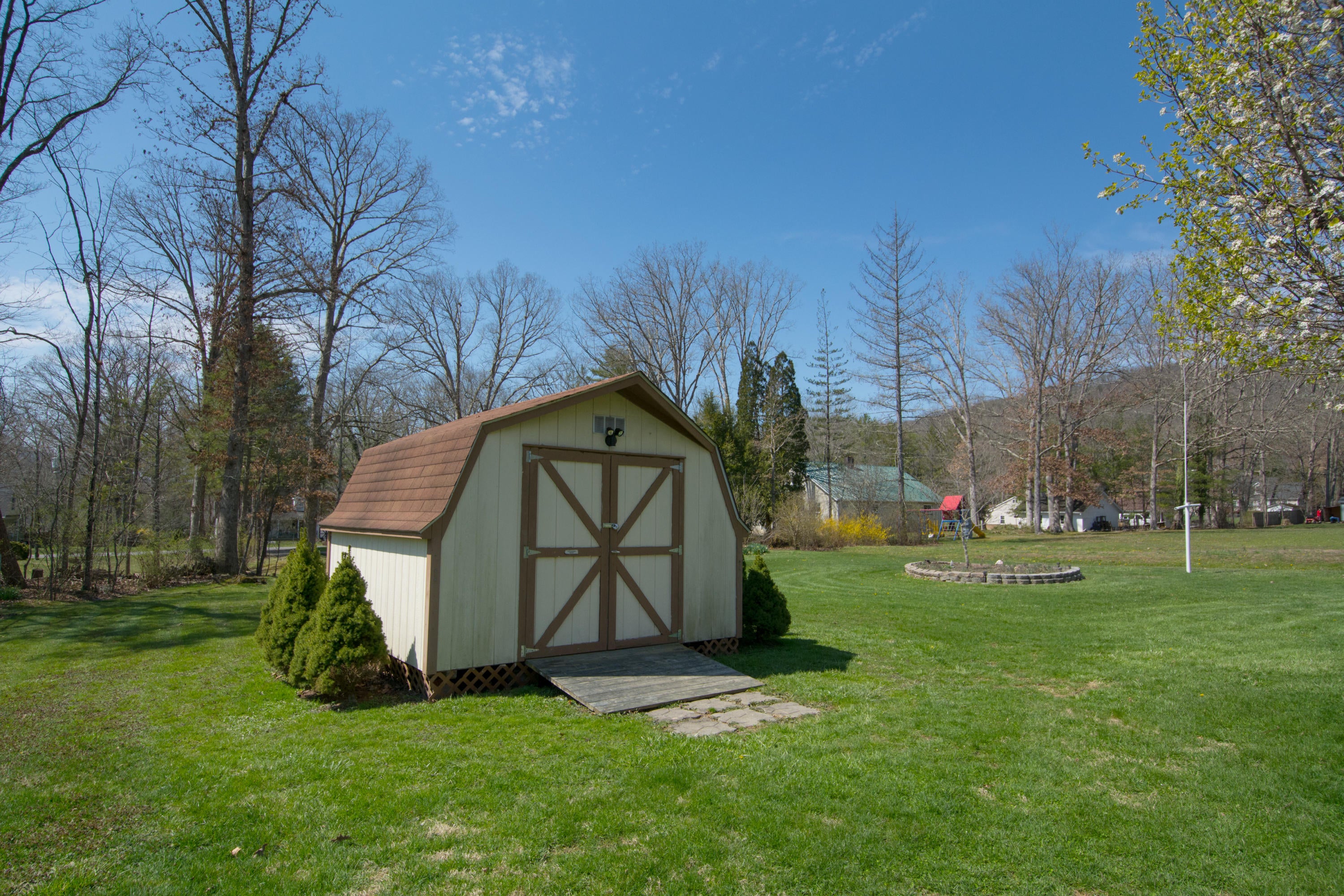 599 Rowan Road White Sulphur Springs, WV 24986 - Photo 49 of 56 Gallery Image 49
