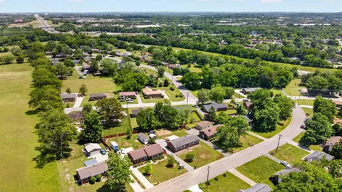 $359,900 | 272 North Wessington Place, Hendersonville, TN 37075