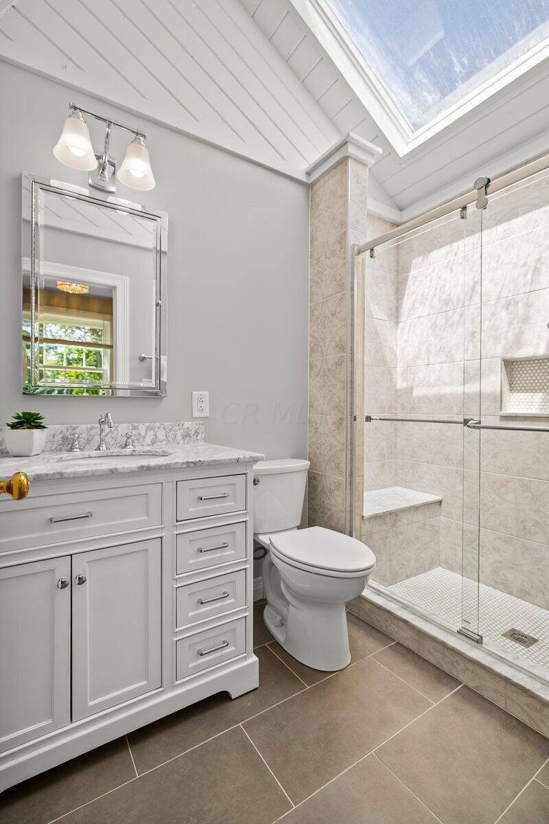 4349 Smothers Road Westerville, OH 43081 - Photo 25 of 39 Smothers Primary Bathroom