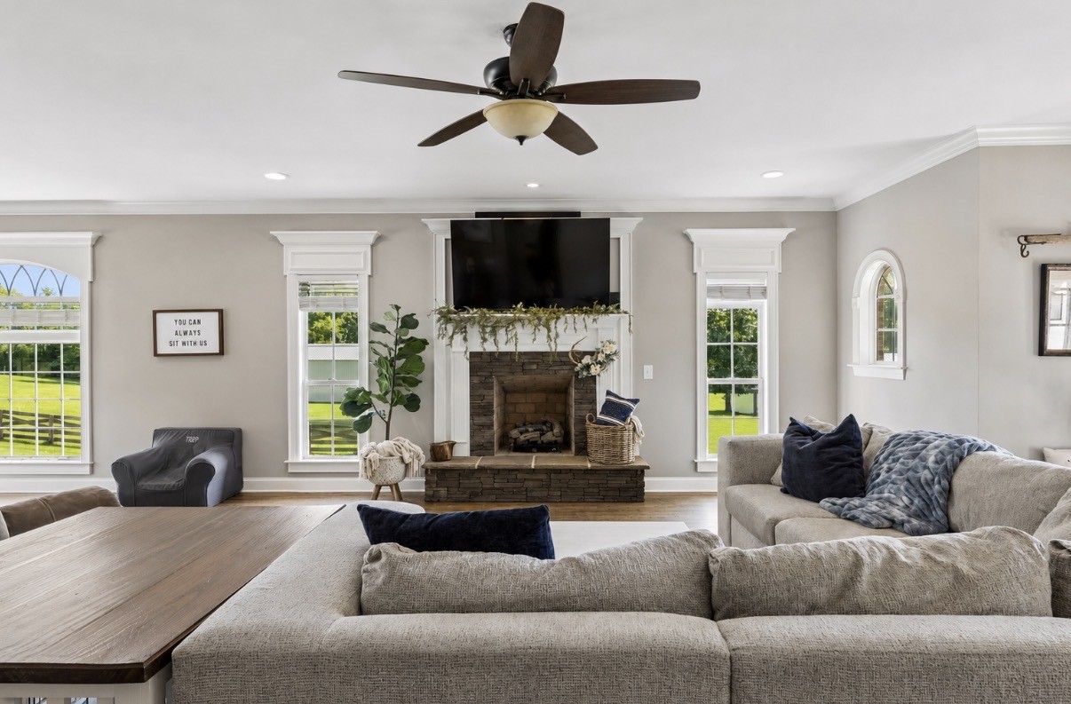 4009 Erwin Road Columbia, TN 38401 - Photo 12 of 72 Gallery Image 12