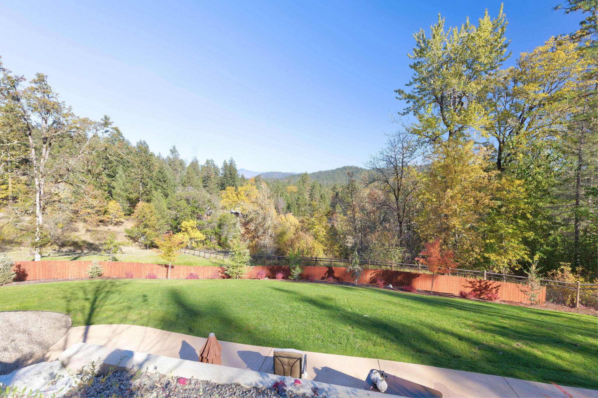 286 Rockinghorse Drive Grants Pass, OR 97527 - Photo 45 of 54 amazing views from the front porch