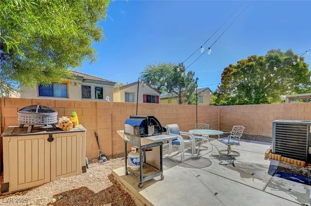 $387,500 | 8248 Apple Spice Street, Las Vegas, NV 89143