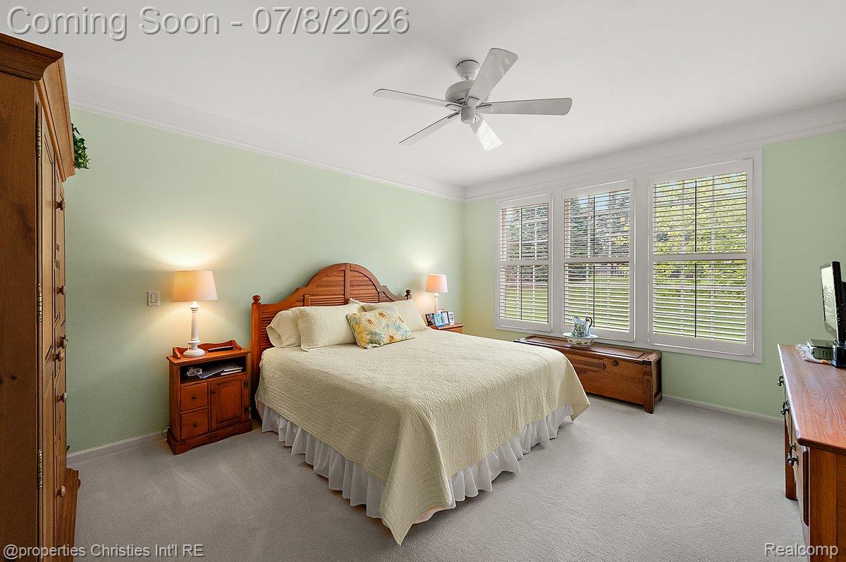 1946 Dunham Drive Rochester, MI 48306 - Photo 23 of 38 1946 Dunham Dr -48.jpg