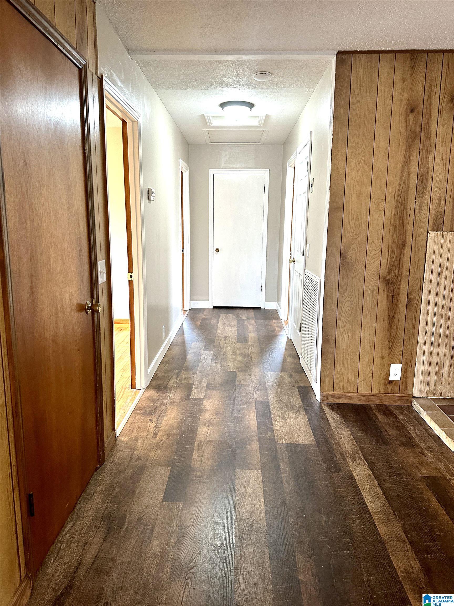 404 Hilltop Road Weaver, AL 36277 - Photo 10 of 48
