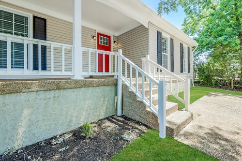 879 Heritage Circle Madison, TN 37115 - Photo 5 of 27 a view of house with front yard