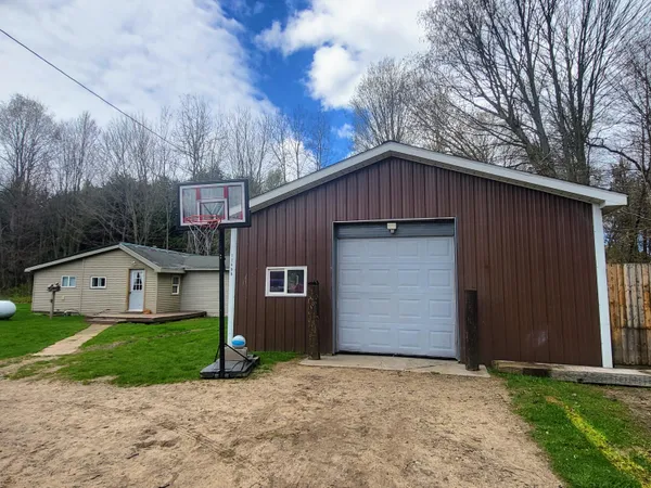 $95,000 | 12496 Big 4 Road, Bear Lake, MI 49614