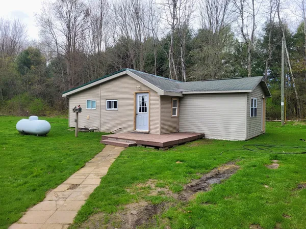 $95,000 | 12496 Big 4 Road, Bear Lake, MI 49614
