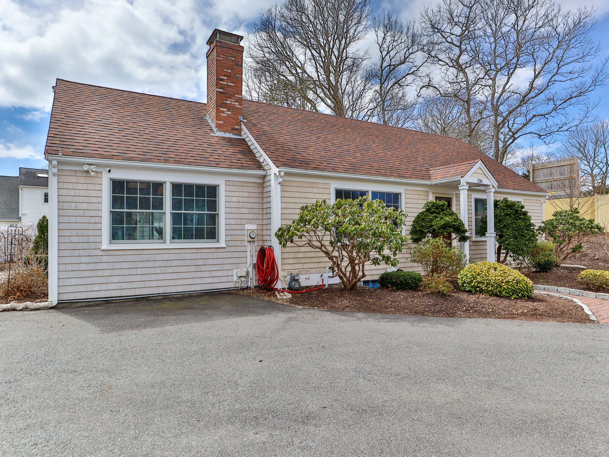 136 Sullivan Road West Yarmouth, MA 02673 - Photo 3 of 42 sull41