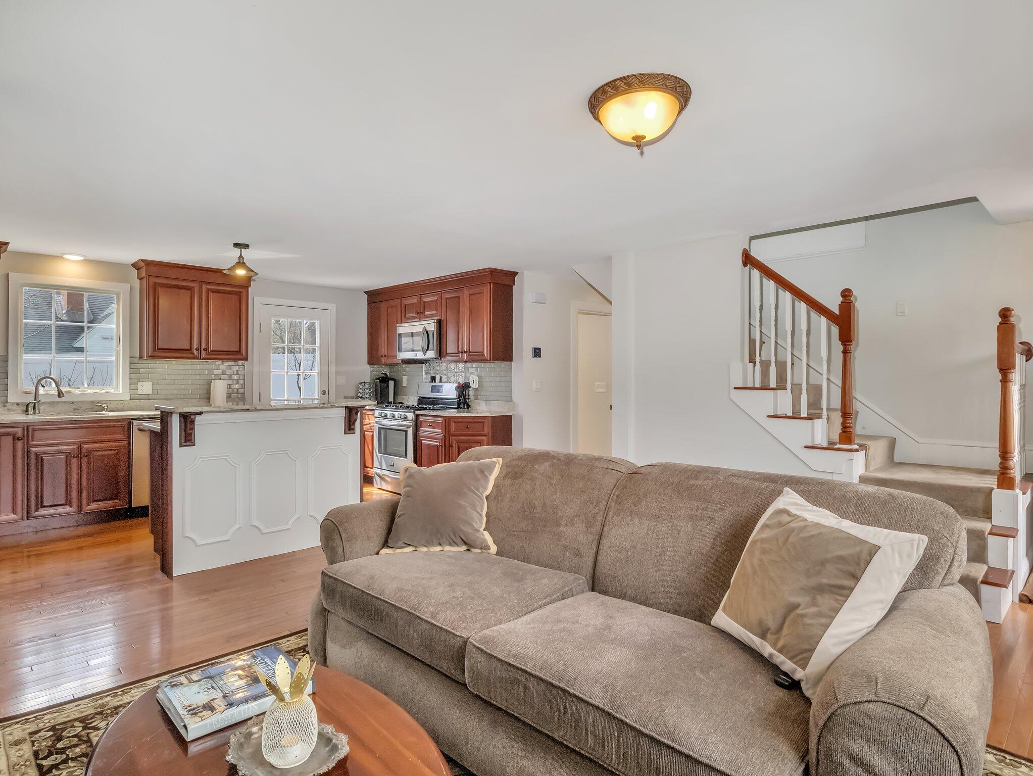 136 Sullivan Road West Yarmouth, MA 02673 - Photo 7 of 42 sull34