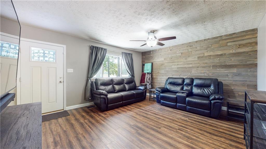 9102 Thompson Road Indianapolis, IN 46239 - Photo 6 of 31 Gallery Image 6