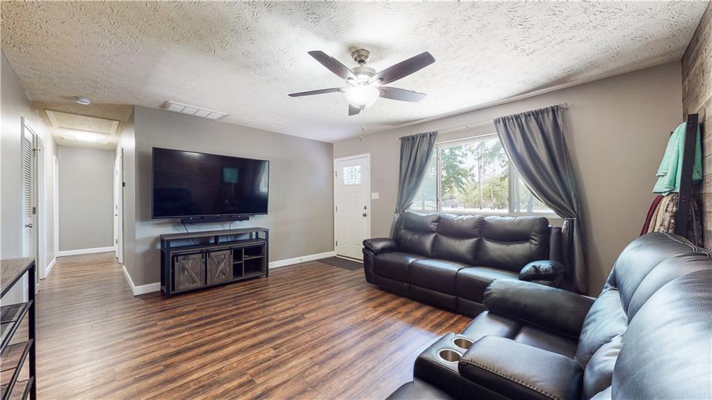 9102 Thompson Road Indianapolis, IN 46239 - Photo 7 of 31 Gallery Image 7