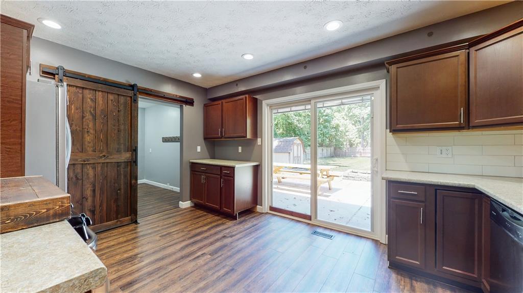 9102 Thompson Road Indianapolis, IN 46239 - Photo 9 of 31 Gallery Image 9