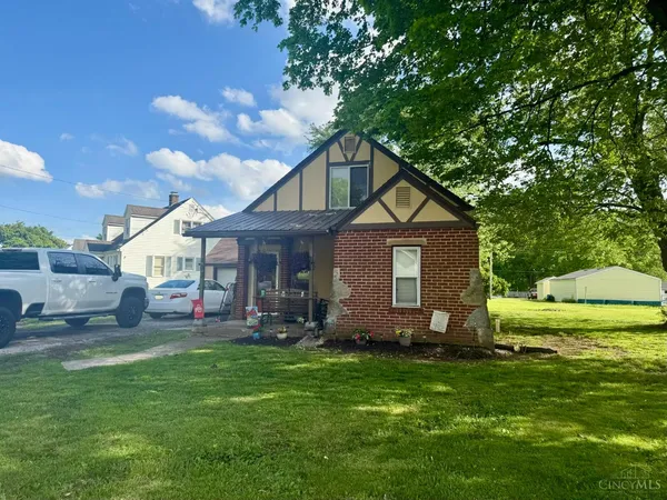 $170,000 | 403 Cemetery Road, Martinsville, OH 45146